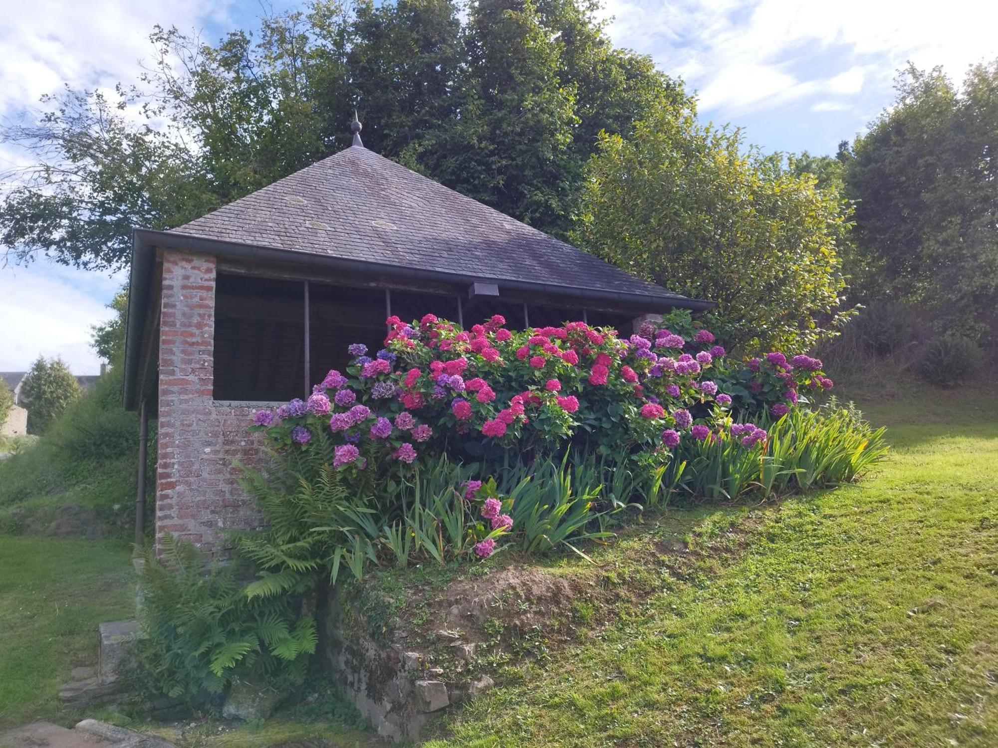Chalet Des Roches Roche D'Oetre Suisse Normande Saint-Philbert-sur-Orne Dış mekan fotoğraf